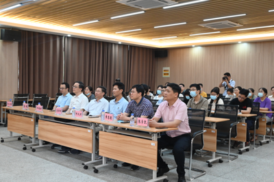 精誠合作 攜手共贏--學院與南平市延平區融媒體中心、福建廣電網絡集團南平分公司&ldquo;融媒體實訓戰略合作簽約儀式&rdquo;順利舉行