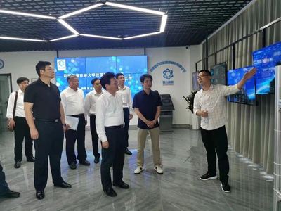 校黨委書記王建南一行參加南平市&ldquo;才聚武夷&rdquo;人才峰會暨開展訪企拓崗促就業(yè)活動