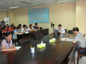 市人事局組織學習十七屆五中全會精神